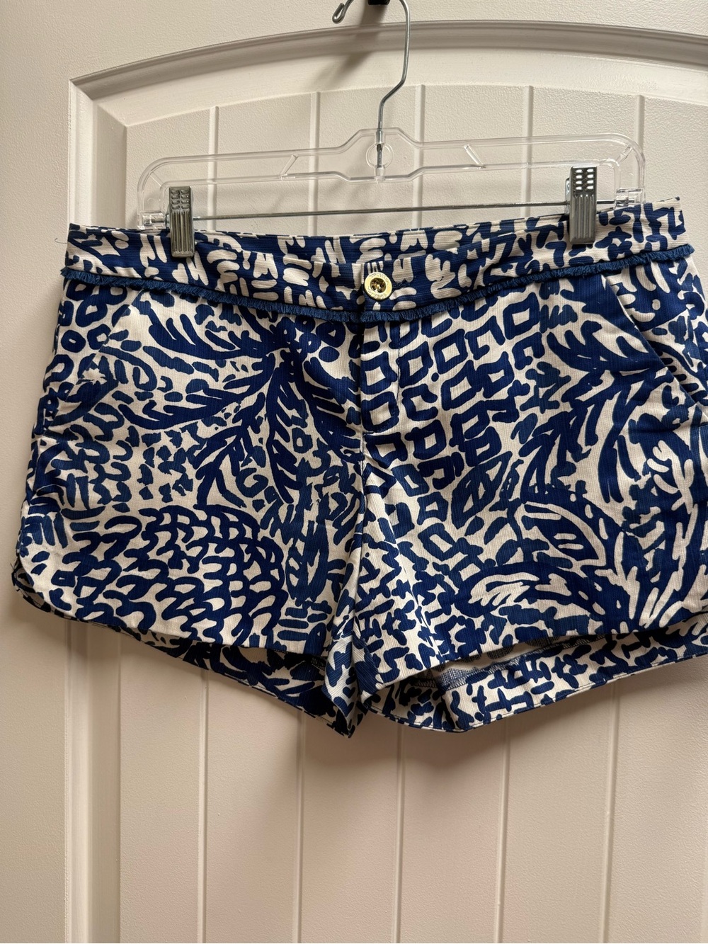 Lilly Pulitzer Shorts Womens Size 6 Adie Fringe Accent Blue Pineapple Party NWOT